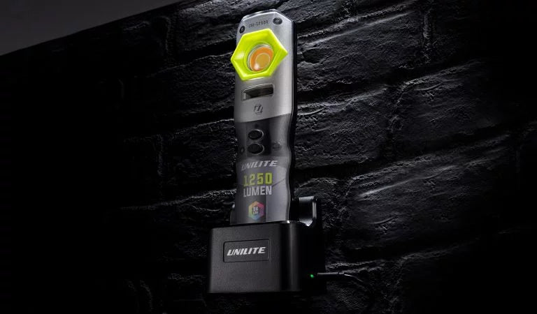 UNLITE CRI-1250R Compact Detailing Light 1250 Lumens