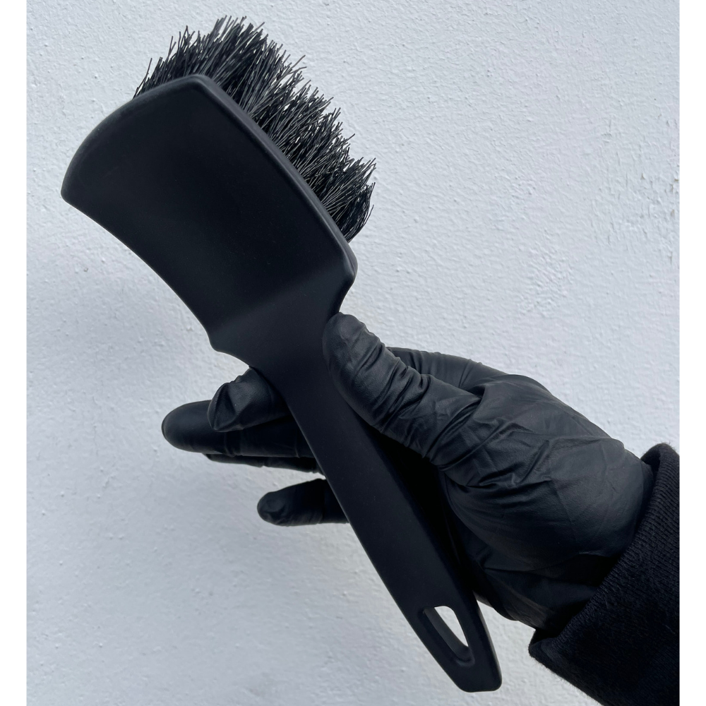A1 Autozone Tyre Brush Colour Black