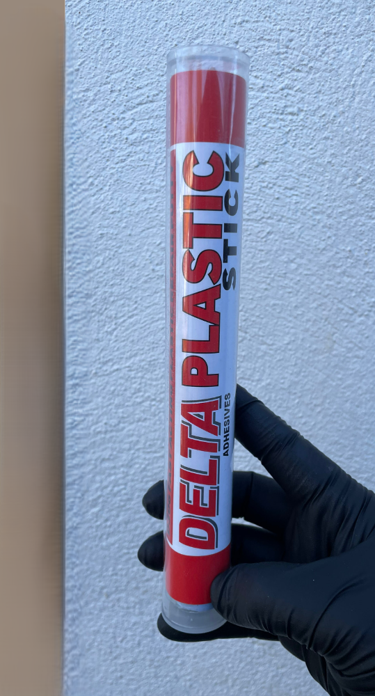 Delta Adhesives D306 Plastic Stick Expoxy Putty