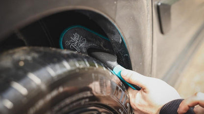 Auto Finesse Arch Blaster – Wheel Arch Brush